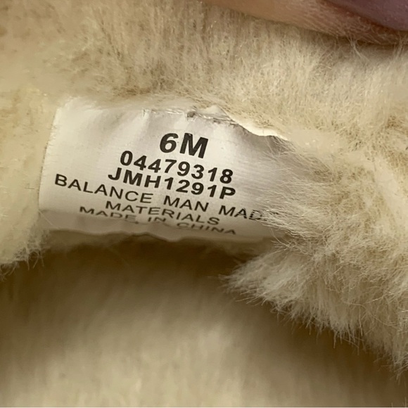 Cabela’s Women Faux Fur Slippers 6M - Picture 6 of 9